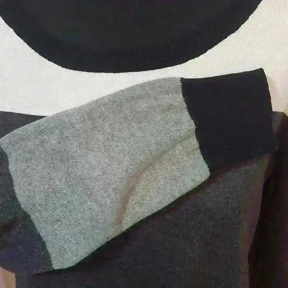 Liz Claiborne sweater #0009A - Picture 2 of 5